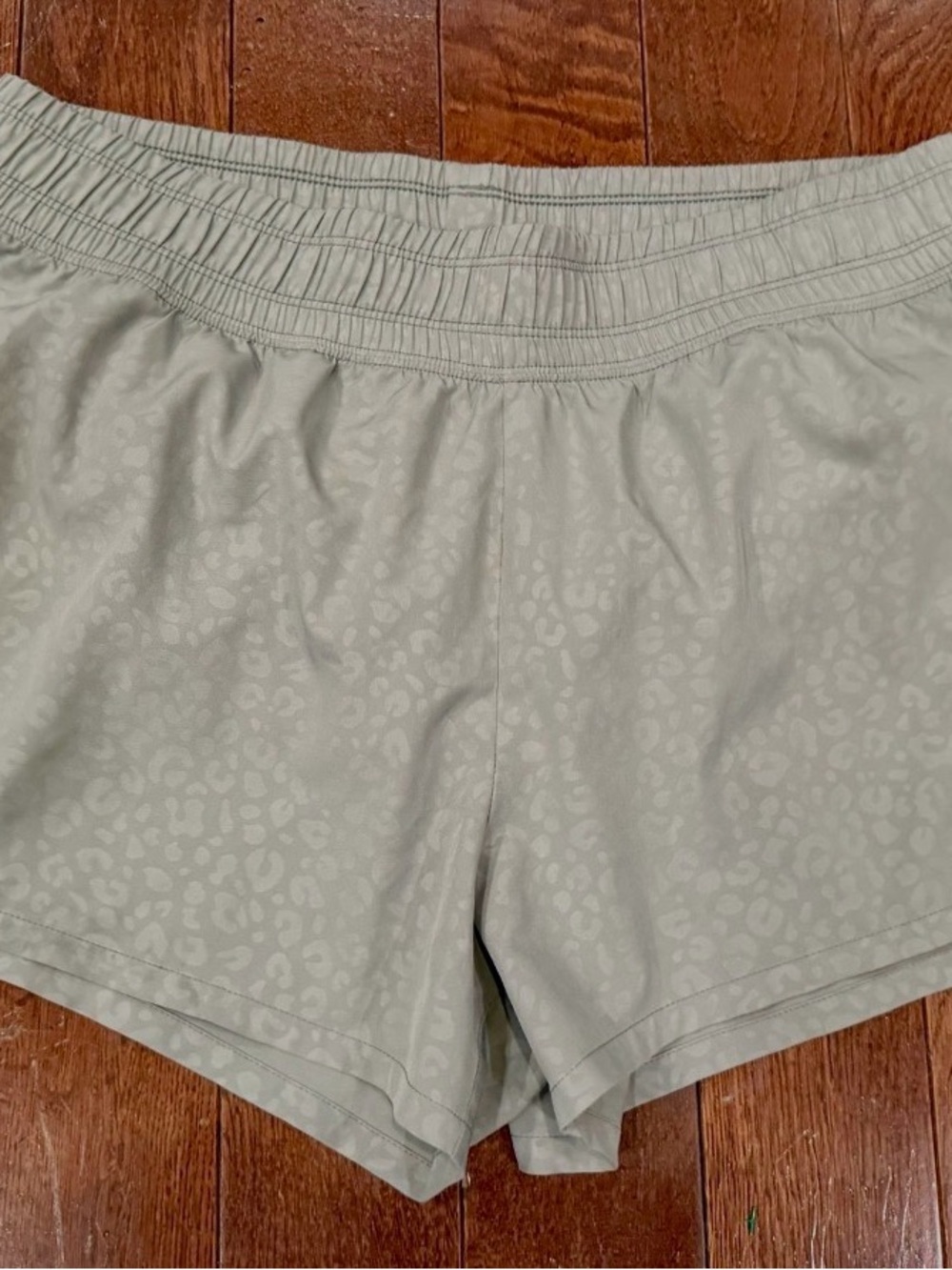 GAP Light Sage Leopard-Print Women’s Athletic Shorts
